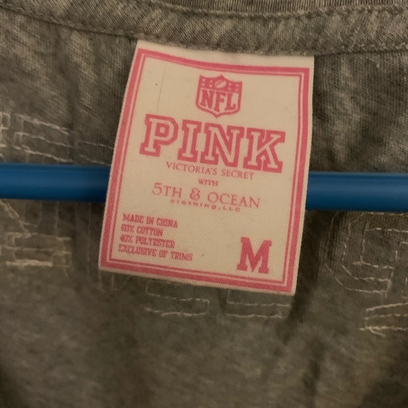 PINK NWOT Patriots Sequined T-shirt US Size M - Picture 3 of 4